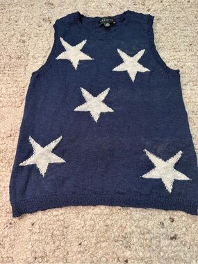 Premise Navy and White Star Knit Sleeveless Sweater Vest